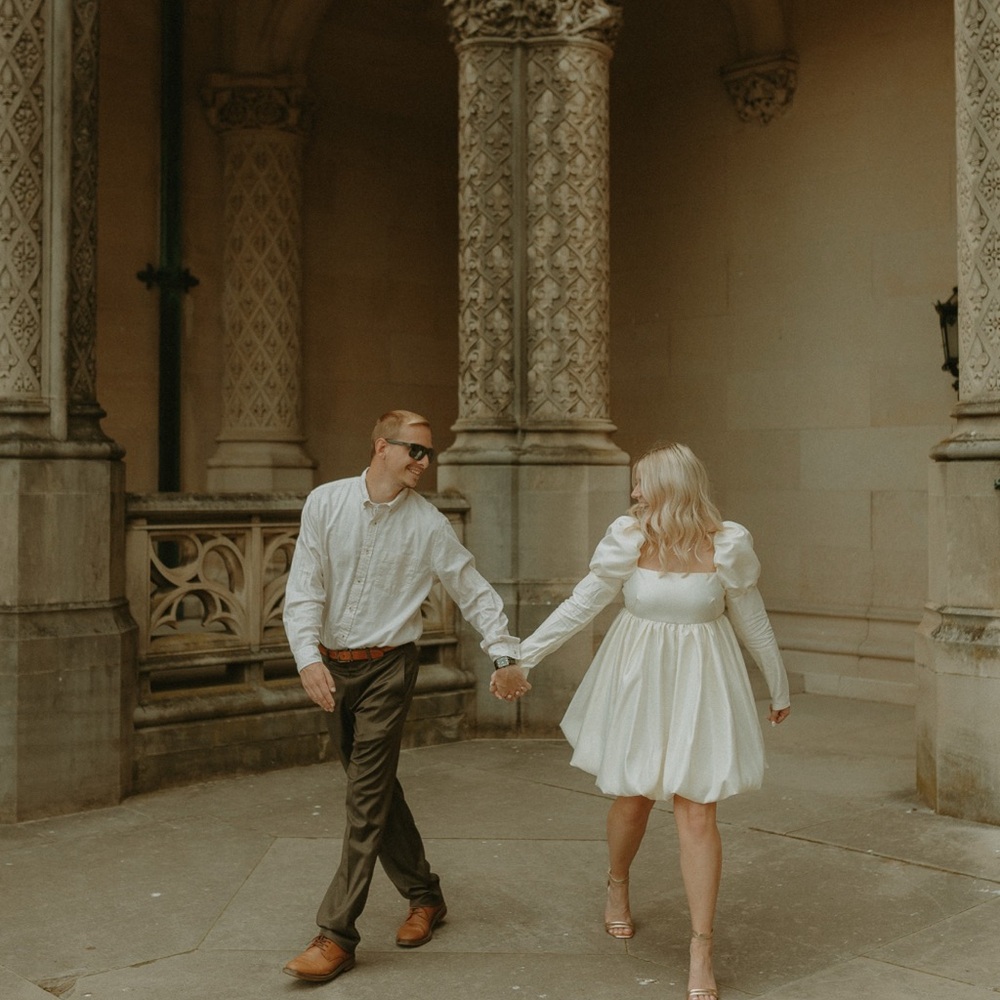 Elegant White Puff Sleeve Dress - Picture 2 of 5